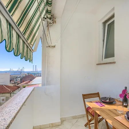 Vigo Apartment